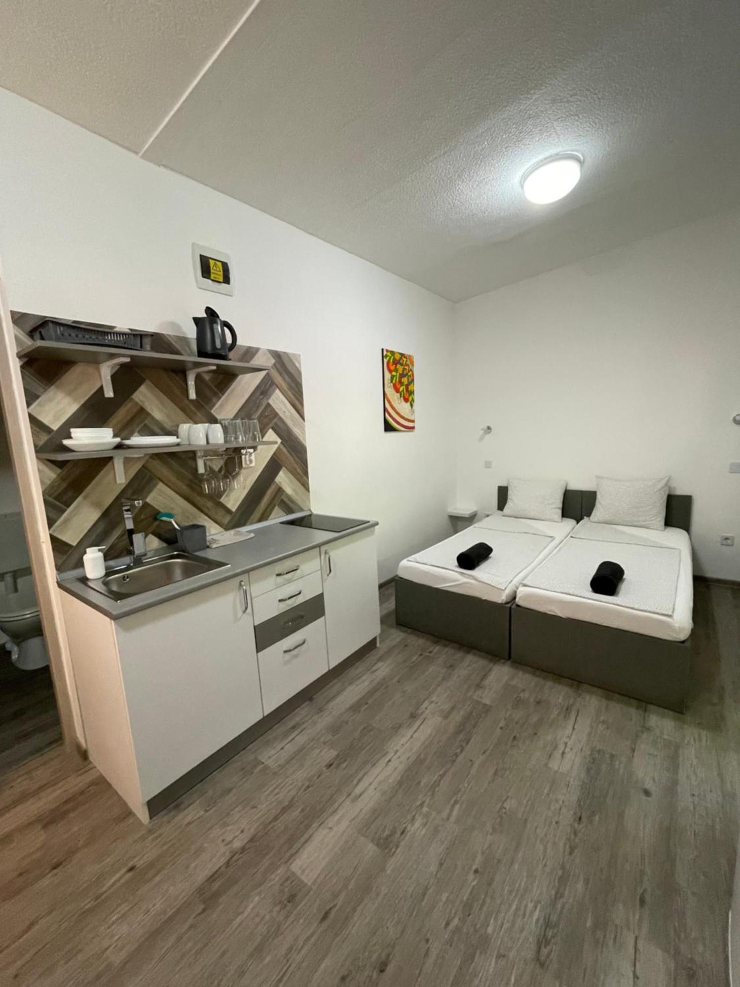 Tutti Apartman Балатонлелле Екстер'єр фото